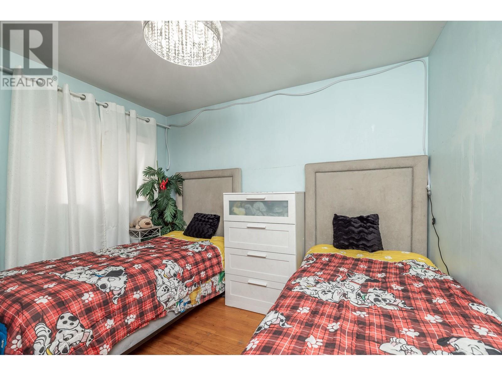 4987 Hoy Street, Vancouver, British Columbia  V5R 4N6 - Photo 15 - R2975911