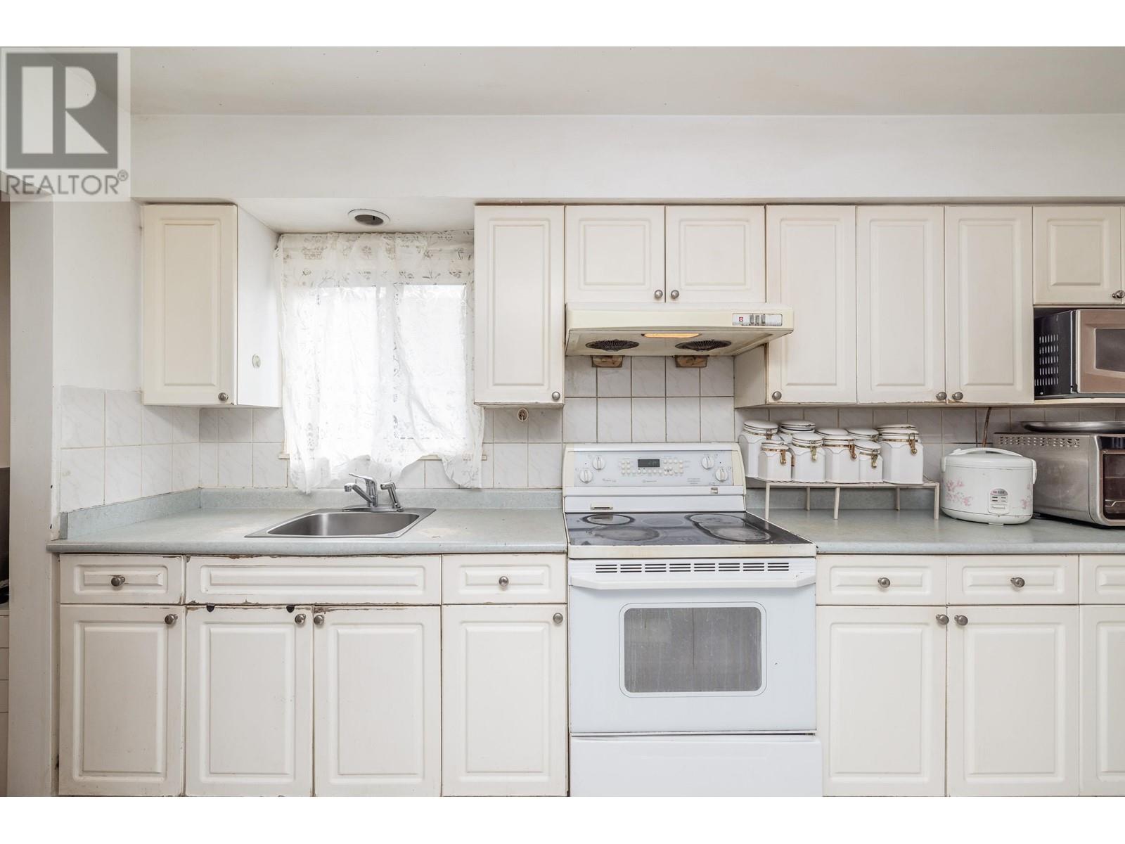 4987 Hoy Street, Vancouver, British Columbia  V5R 4N6 - Photo 10 - R2975911