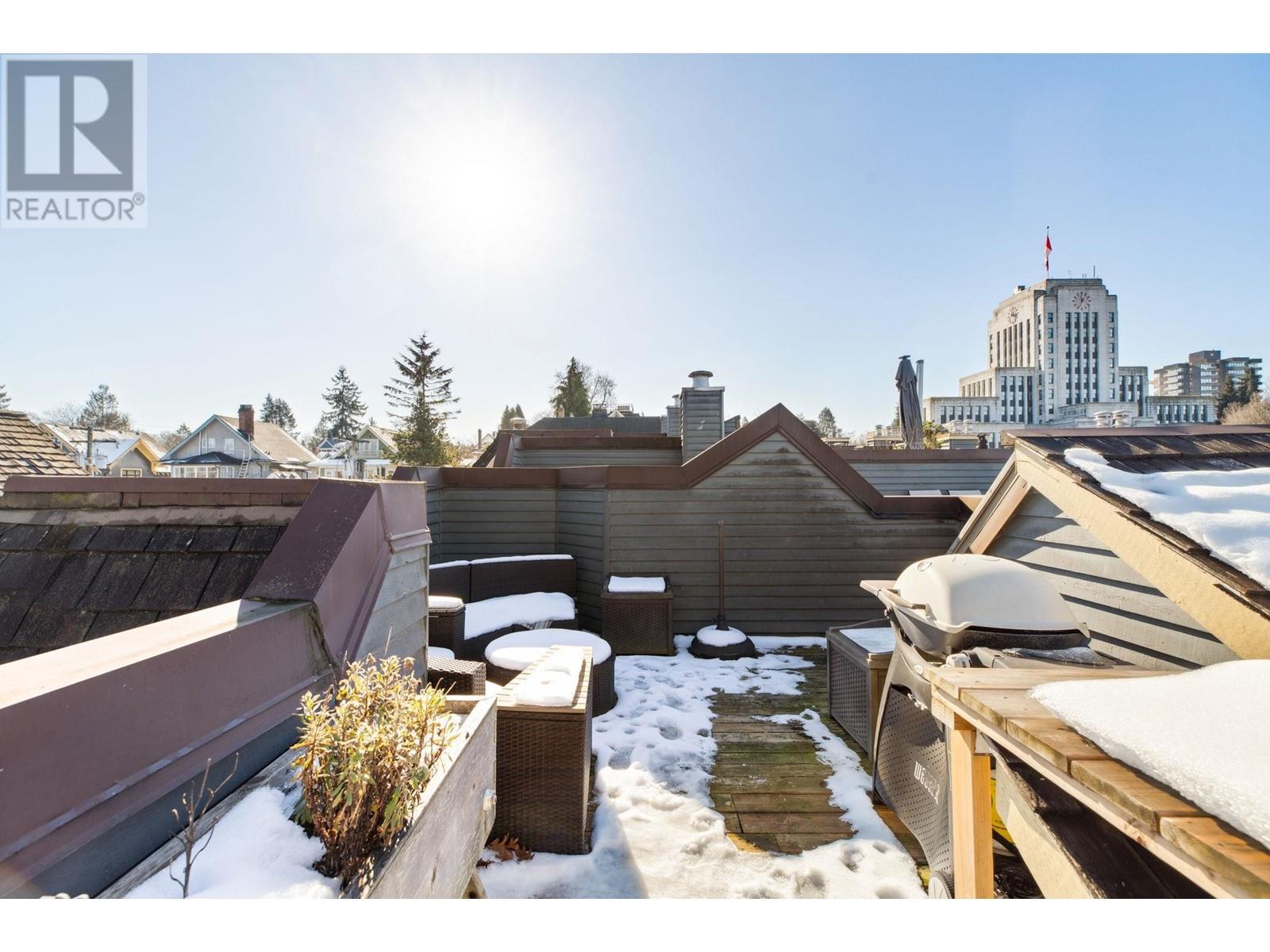 Listing Picture 31 of 35 : PH7 380 W 10TH AVENUE, Vancouver / 溫哥華 - 魯藝地產 Yvonne Lu Group - MLS Medallion Club Member