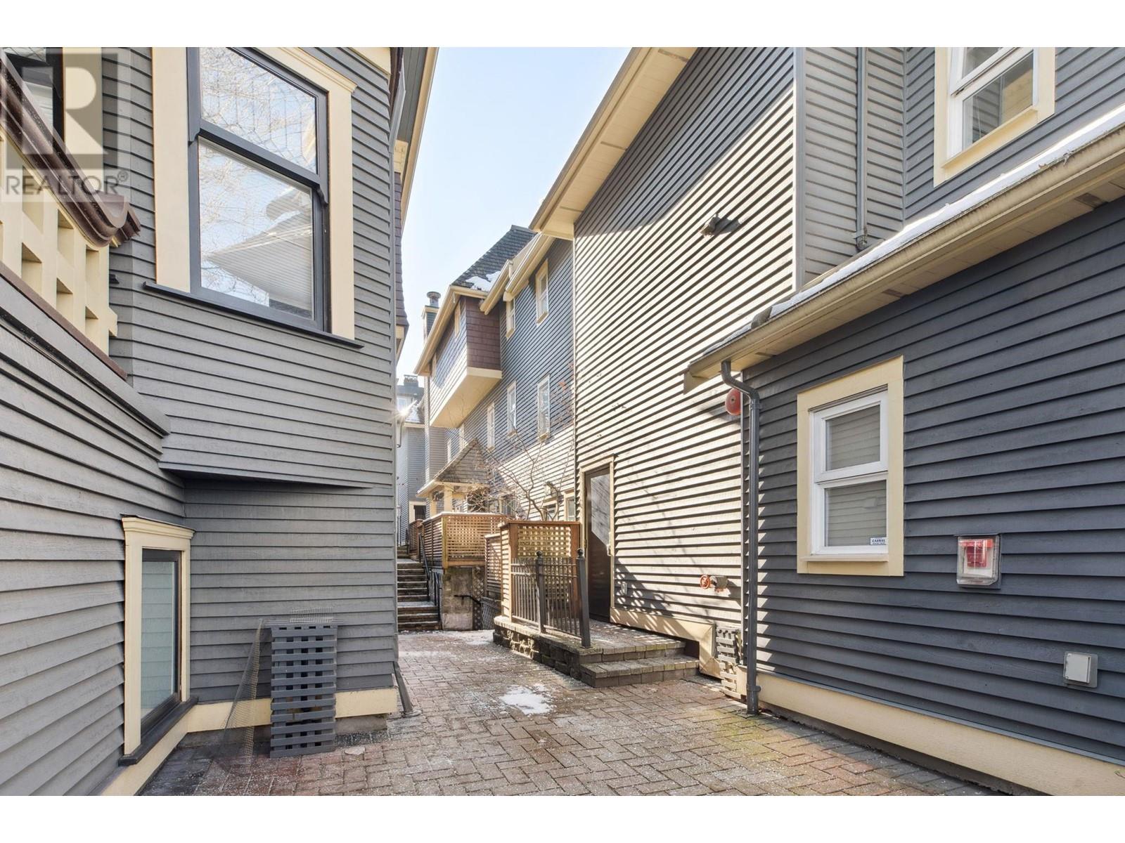 Listing Picture 34 of 35 : PH7 380 W 10TH AVENUE, Vancouver / 溫哥華 - 魯藝地產 Yvonne Lu Group - MLS Medallion Club Member