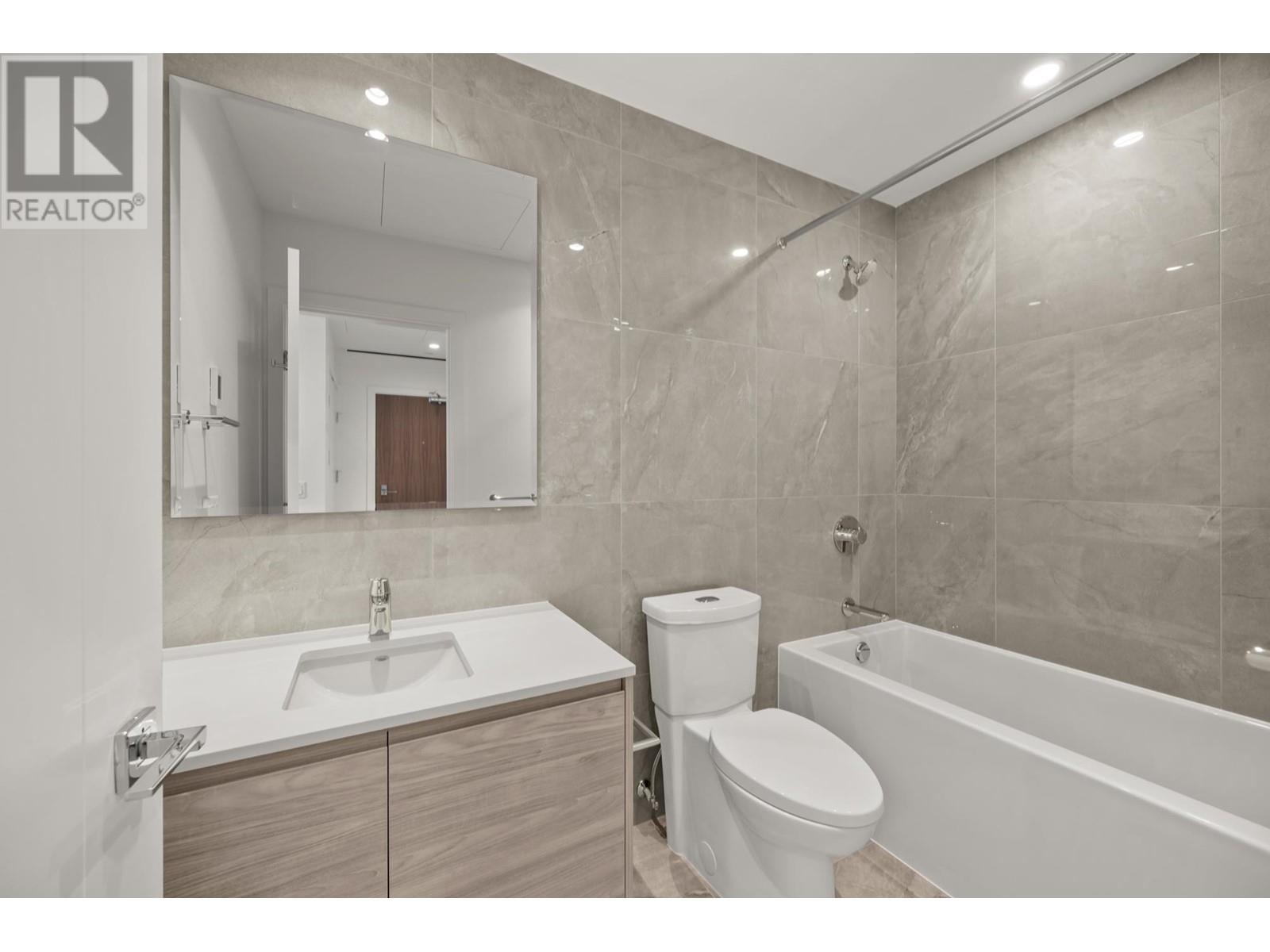 1304 660 Quayside Drive, New Westminster, British Columbia  V3M 0P2 - Photo 17 - R2975828