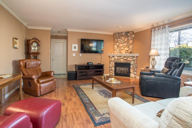 8044 Kestrel Court, Surrey, British Columbia  V3W 0V1 - Photo 13 - R2975587