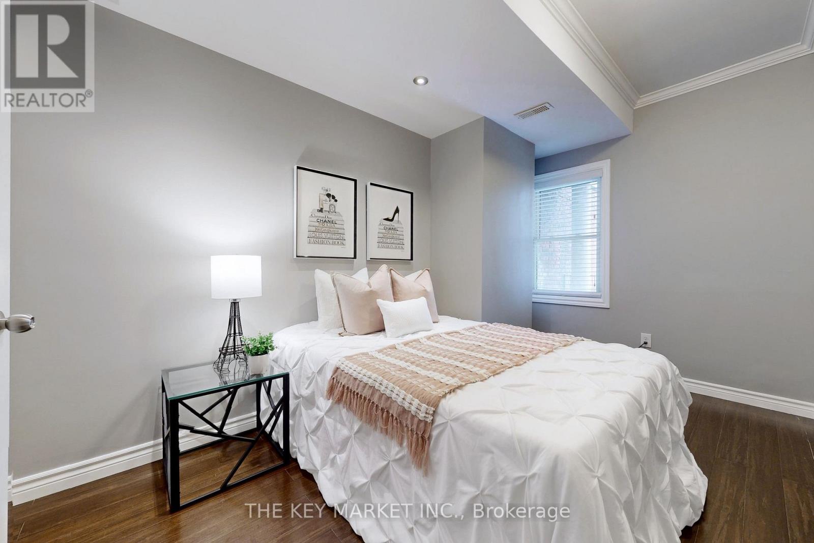 1078 Dovercourt Road, Toronto, Ontario  M6H 2X8 - Photo 11 - W12011411