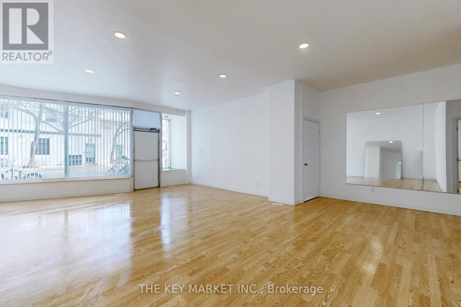 1078 Dovercourt Road, Toronto, Ontario  M6H 2X8 - Photo 25 - W12011411