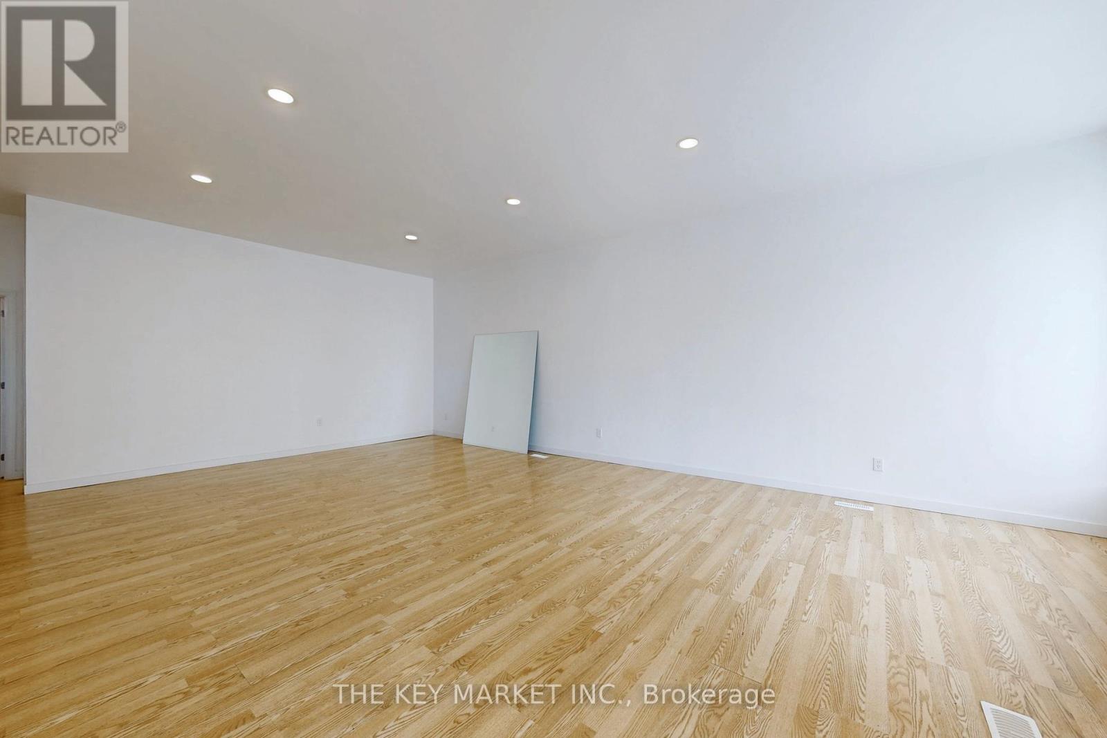 1078 Dovercourt Road, Toronto, Ontario  M6H 2X8 - Photo 26 - W12011411