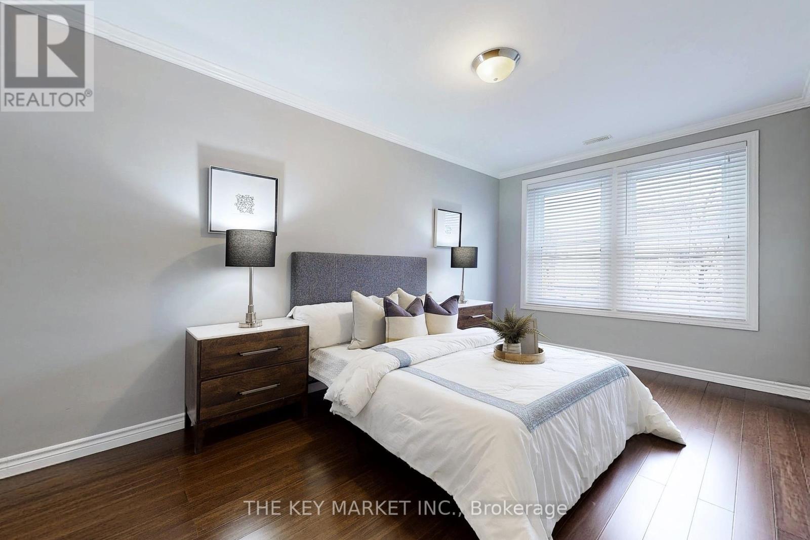 1078 Dovercourt Road, Toronto, Ontario  M6H 2X8 - Photo 9 - W12011411
