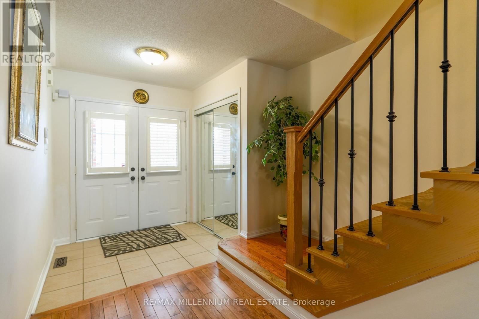 Property at 112 BIG MOE CRESCENT image 4