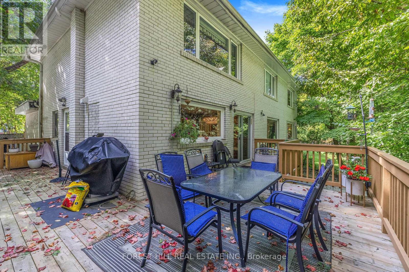 22 Woodthrush Court, Toronto (Bayview Village), Ontario  M2K 2B1 - Photo 13 - C12003159