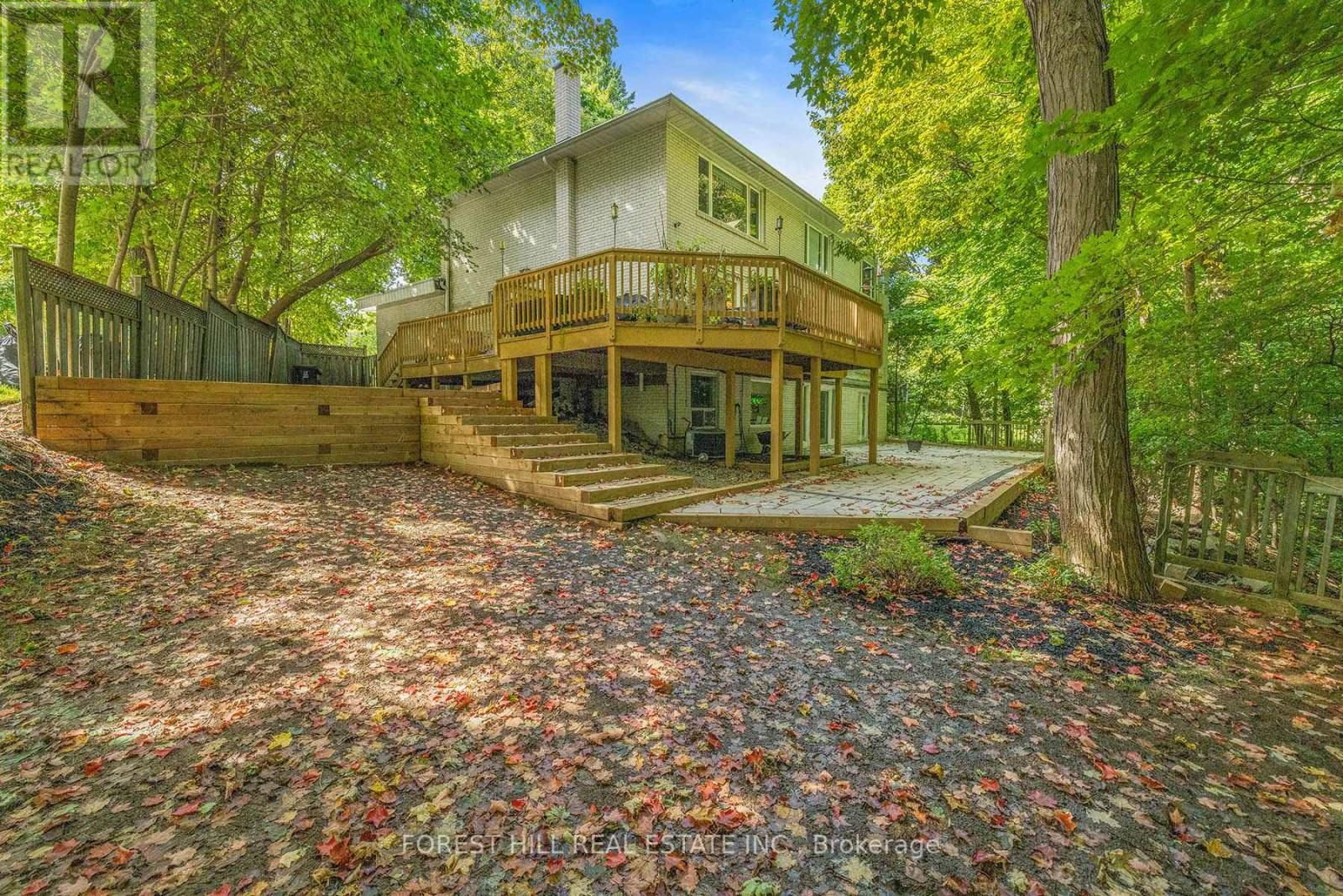 22 Woodthrush Court, Toronto (Bayview Village), Ontario  M2K 2B1 - Photo 17 - C12003159