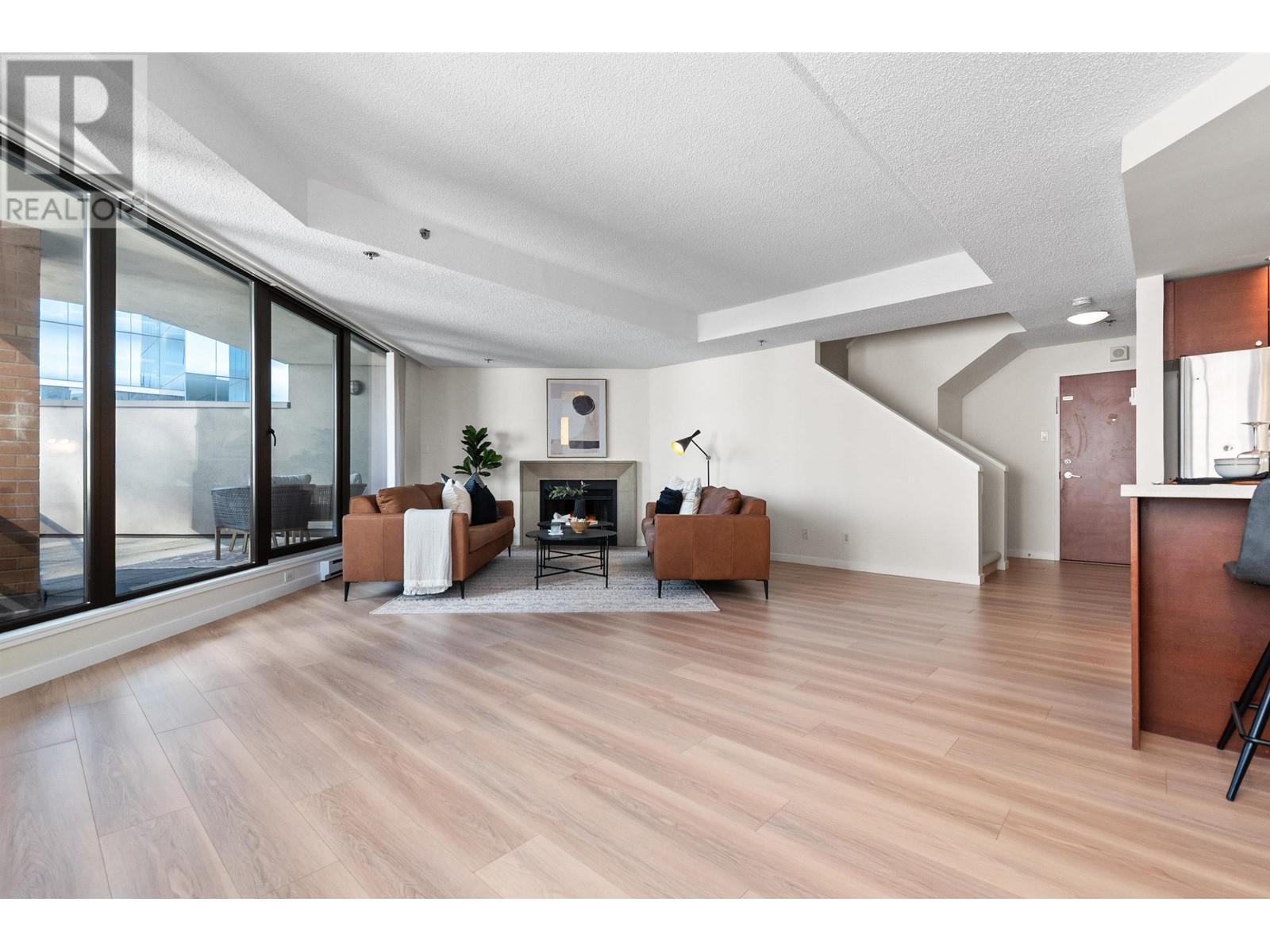 1102 1010 Howe Street, Vancouver, British Columbia  V6Z 1P5 - Photo 4 - R2973042