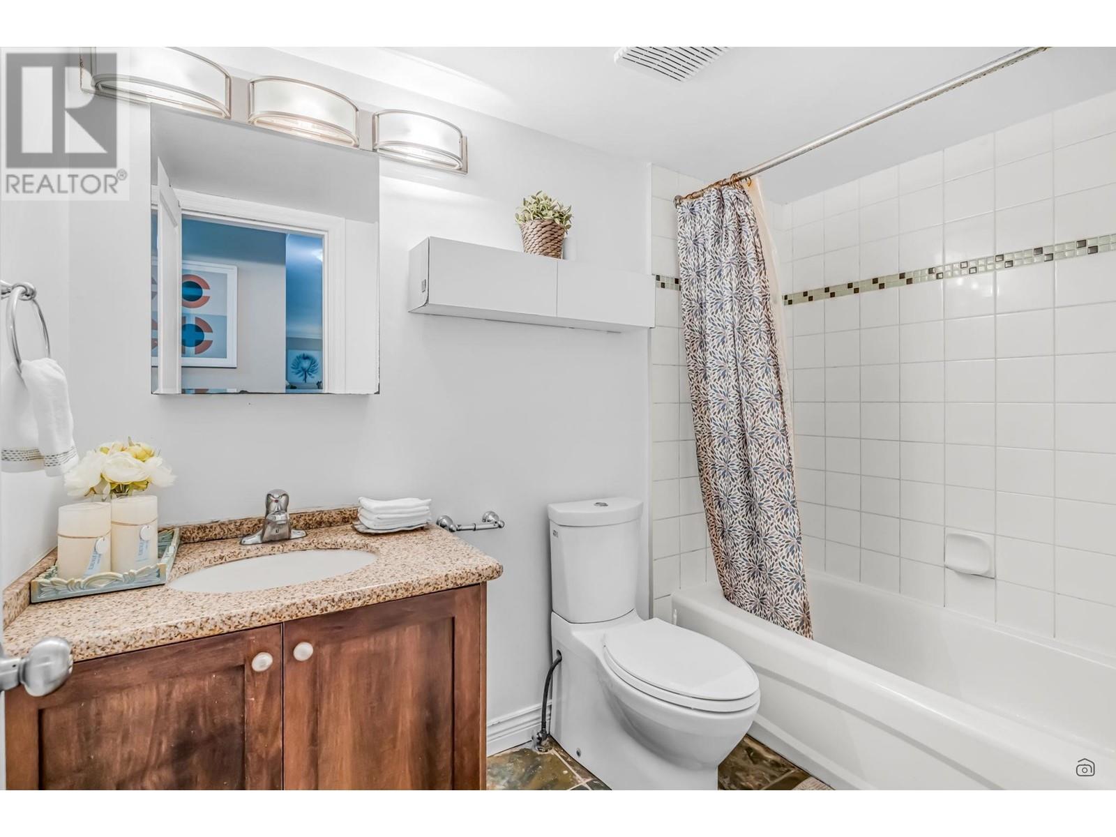 Listing Picture 16 of 24 : 317 1550 BARCLAY STREET, Vancouver / 溫哥華 - 魯藝地產 Yvonne Lu Group - MLS Medallion Club Member