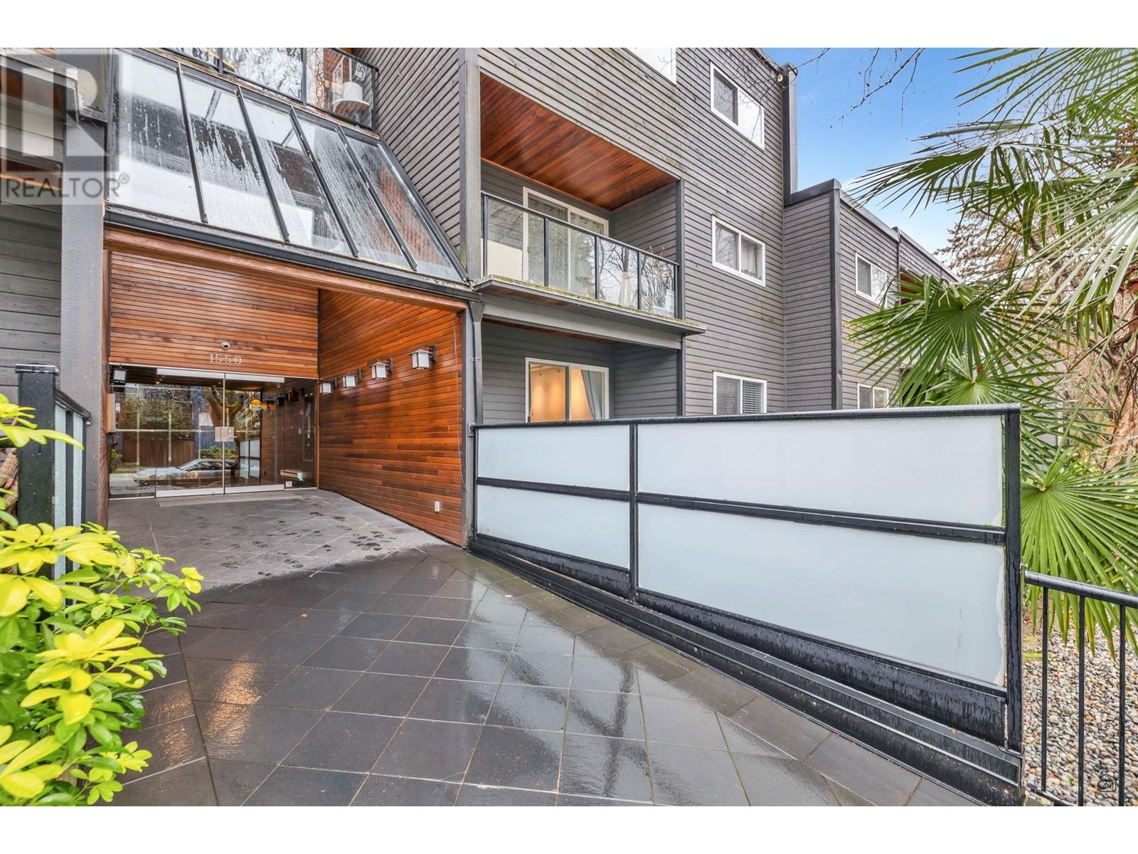 Listing Picture 3 of 24 : 317 1550 BARCLAY STREET, Vancouver / 溫哥華 - 魯藝地產 Yvonne Lu Group - MLS Medallion Club Member