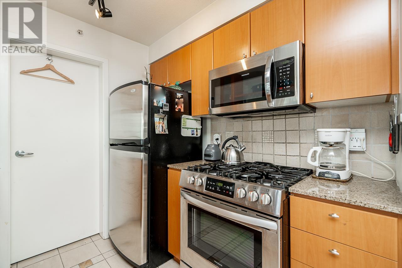 1607 1495 Richards Street, Vancouver, British Columbia  V6Z 3E3 - Photo 8 - R2975964