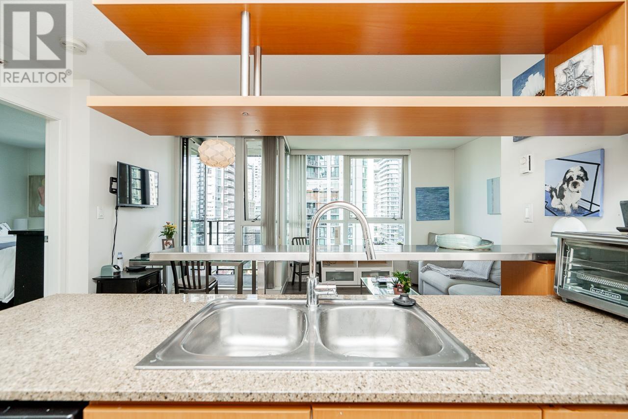 Listing Picture 9 of 37 : 1607 1495 RICHARDS STREET, Vancouver / 溫哥華 - 魯藝地產 Yvonne Lu Group - MLS Medallion Club Member