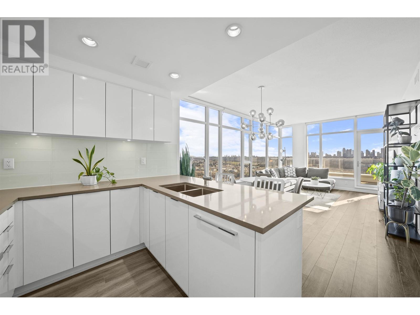 Listing Picture 8 of 32 : 4101 2388 MADISON AVENUE, Burnaby / 本拿比 - 魯藝地產 Yvonne Lu Group - MLS Medallion Club Member