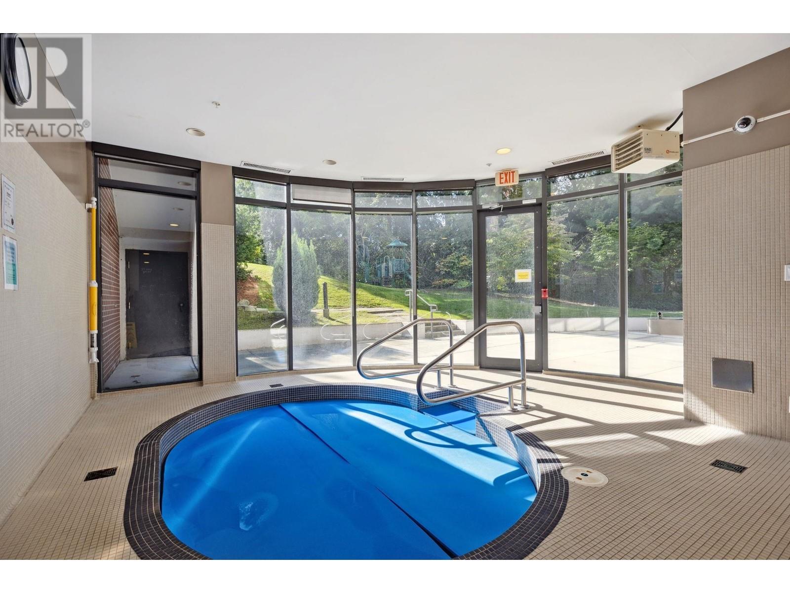 Listing Picture 33 of 39 : 3002 7088 18TH AVENUE, Burnaby / 本拿比 - 魯藝地產 Yvonne Lu Group - MLS Medallion Club Member