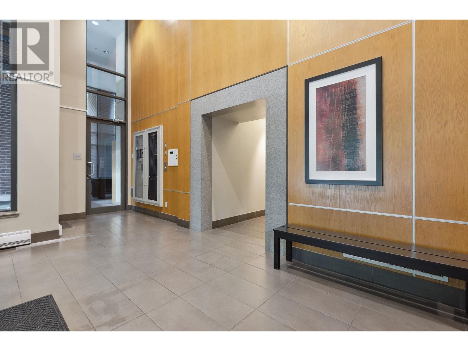 Listing Picture 39 of 39 : 3002 7088 18TH AVENUE, Burnaby / 本拿比 - 魯藝地產 Yvonne Lu Group - MLS Medallion Club Member