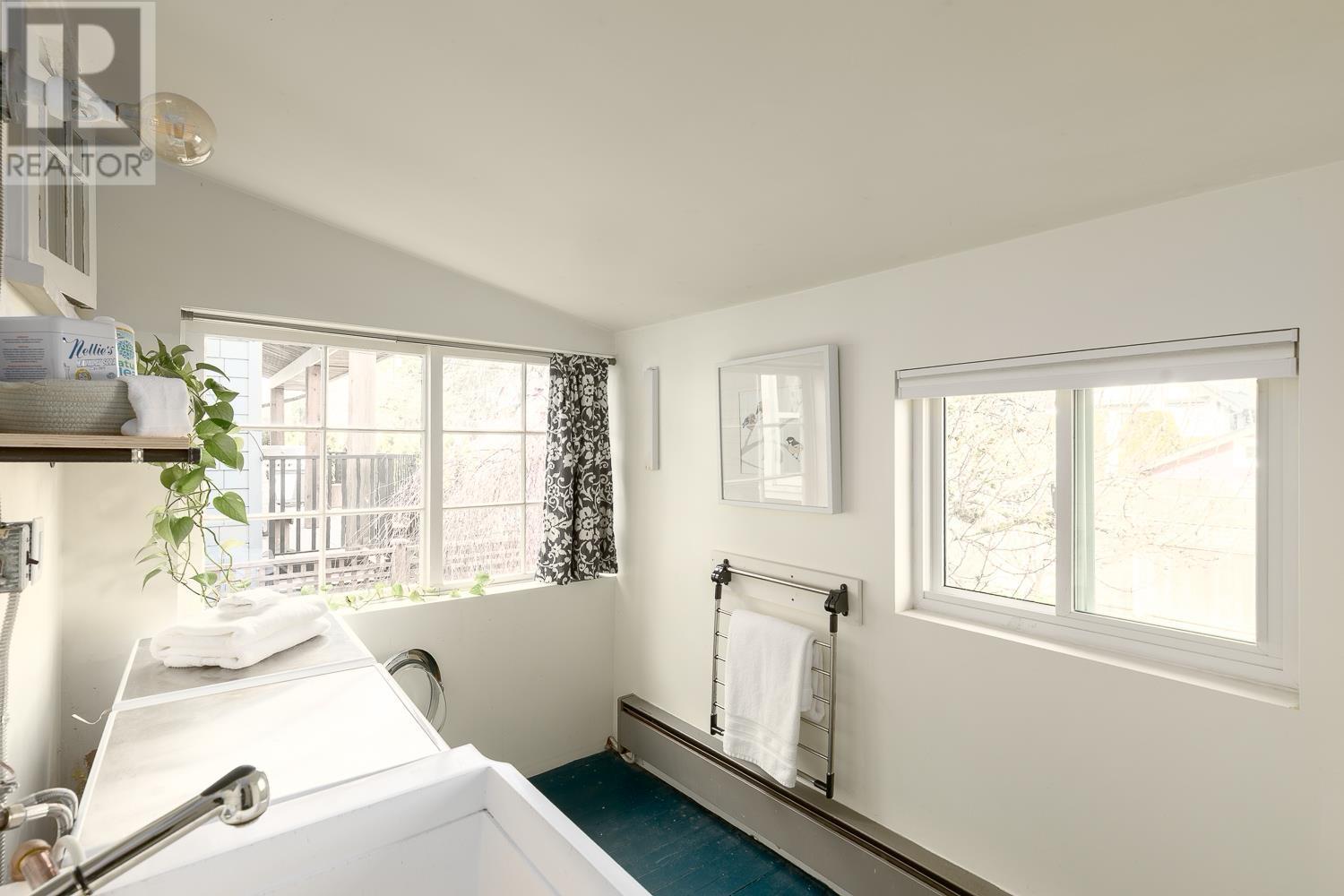 2211 Grant Street, Vancouver, British Columbia  V5L 2Z6 - Photo 15 - R2975982
