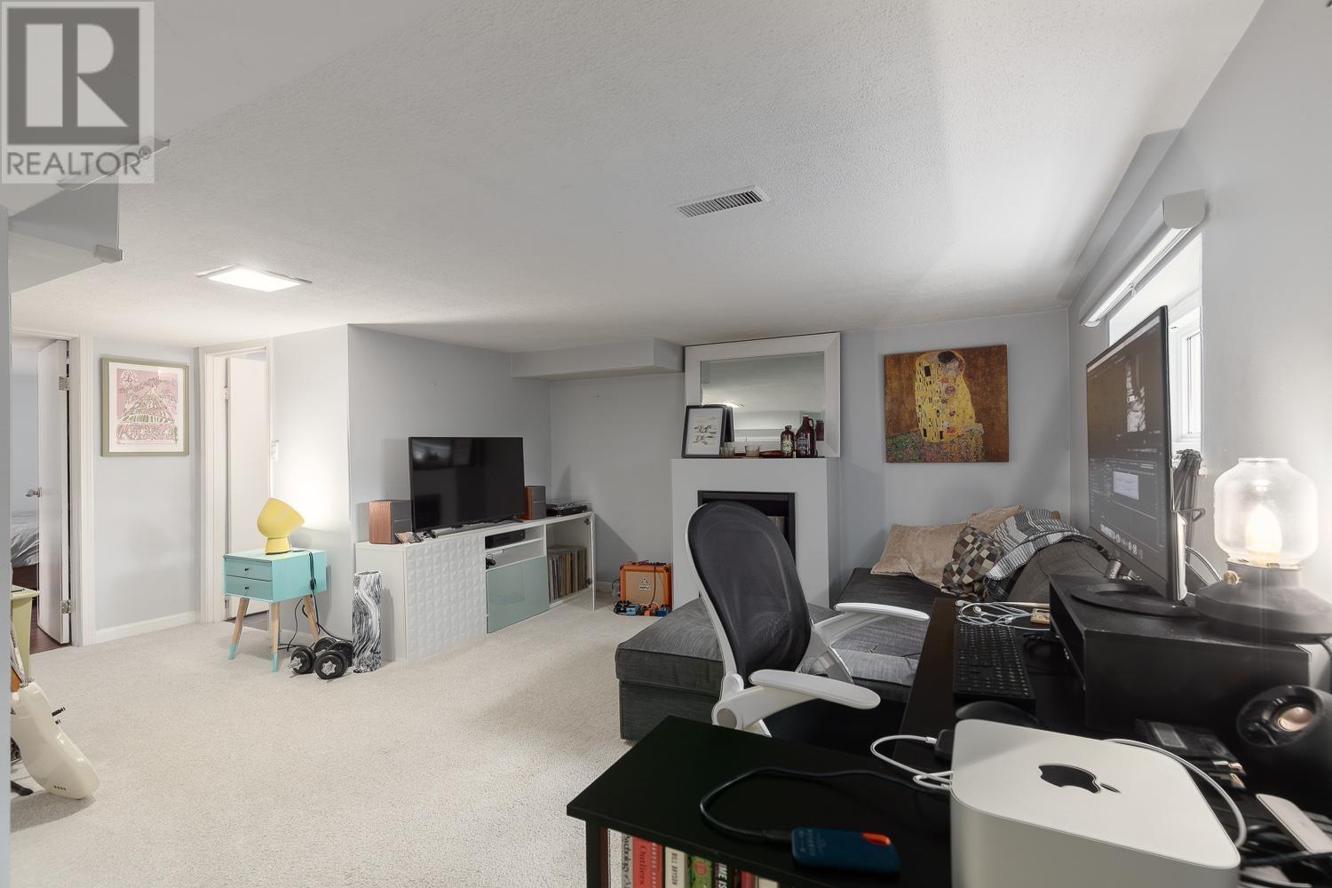 2211 Grant Street, Vancouver, British Columbia  V5L 2Z6 - Photo 28 - R2975982