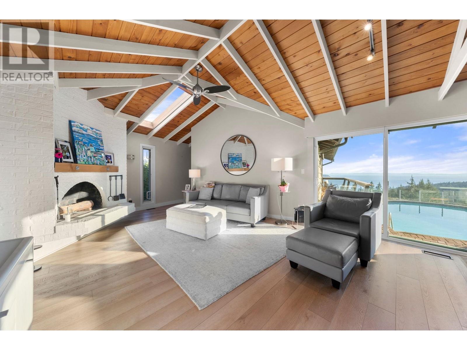 4570 Woodgreen Court, West Vancouver, British Columbia  V7S 2V7 - Photo 12 - R2976006