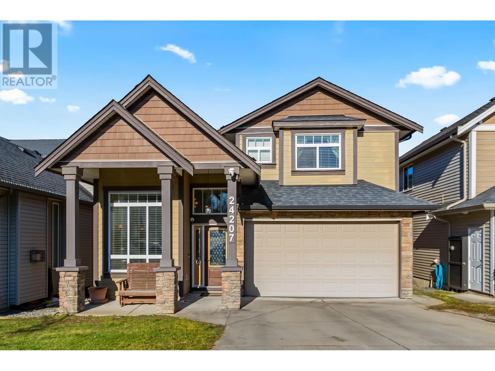 24207 101a Avenue, Maple Ridge, British Columbia  V2W 0E6 - Photo 1 - R2976023