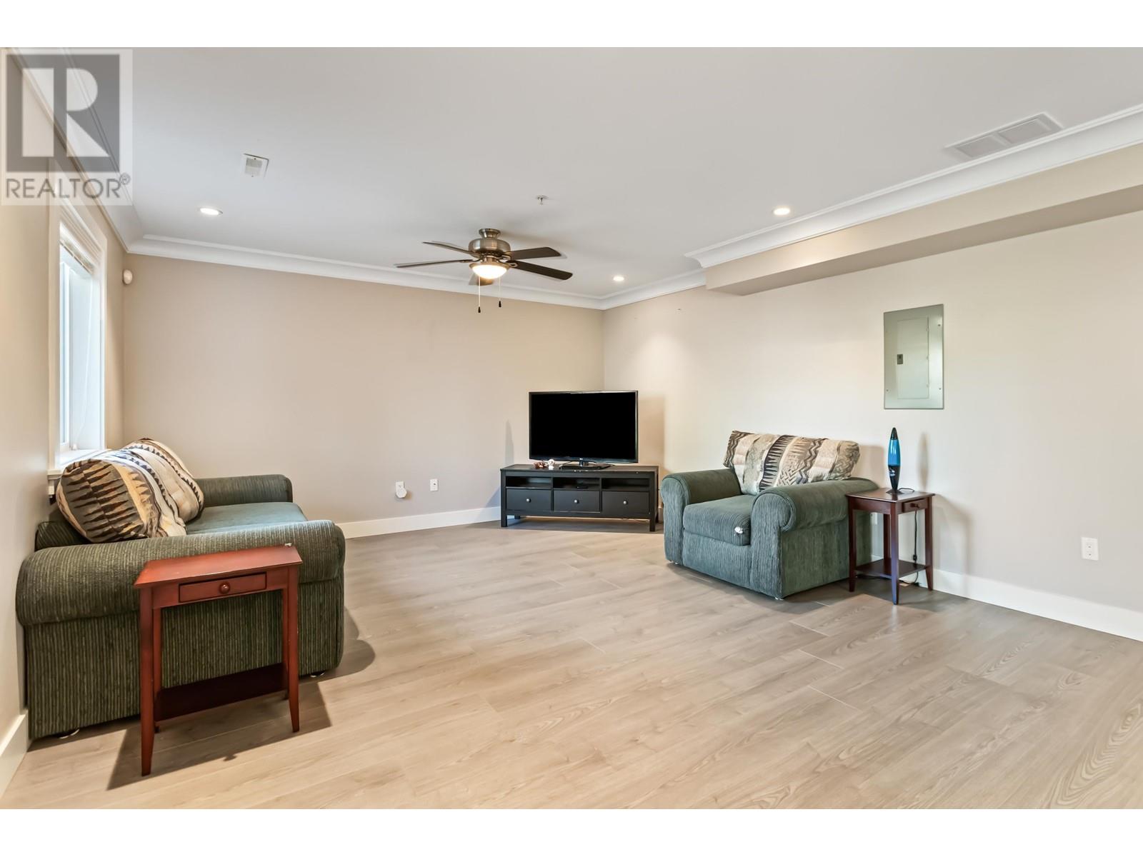 24207 101a Avenue, Maple Ridge, British Columbia  V2W 0E6 - Photo 31 - R2976023