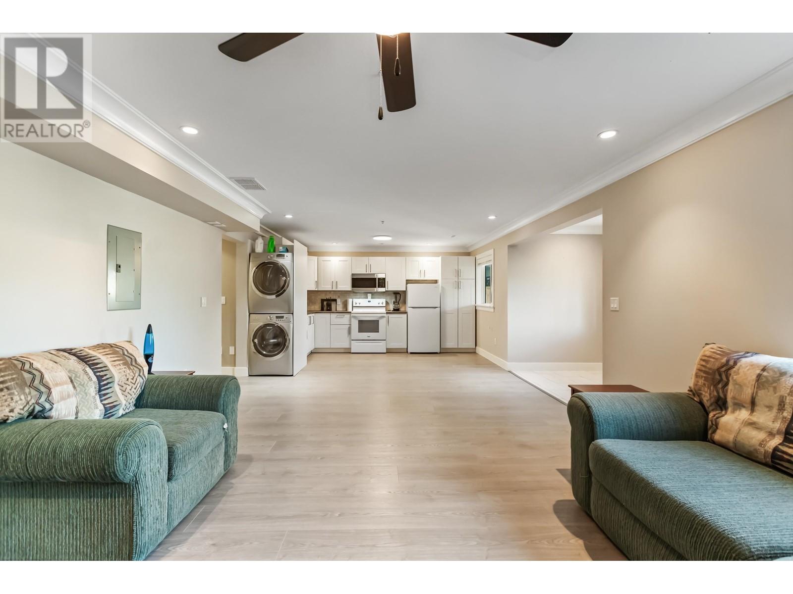 24207 101a Avenue, Maple Ridge, British Columbia  V2W 0E6 - Photo 32 - R2976023