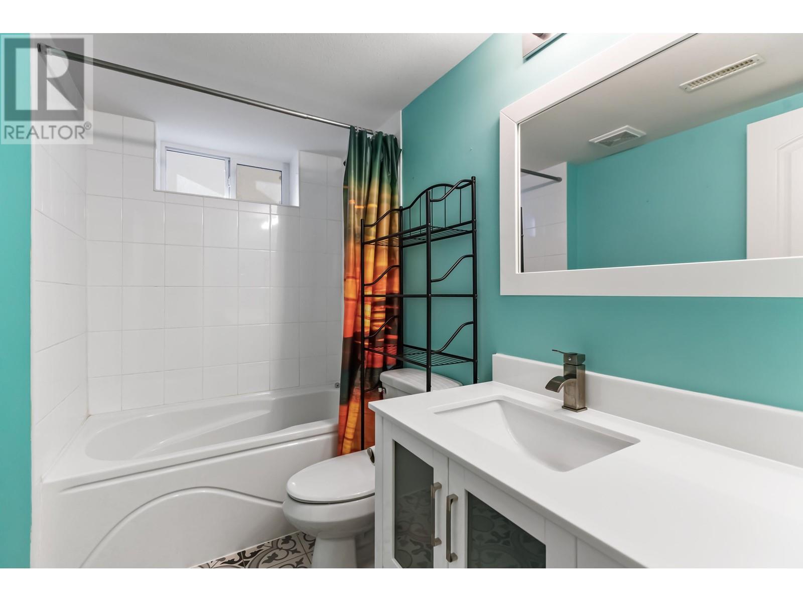 24207 101a Avenue, Maple Ridge, British Columbia  V2W 0E6 - Photo 33 - R2976023
