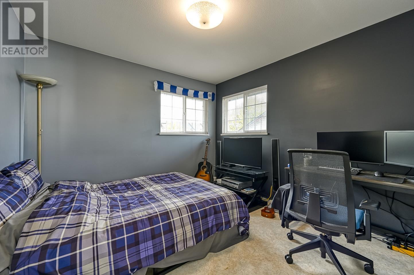 711 Riverside Drive, Port Coquitlam, British Columbia  V3B 7T7 - Photo 15 - R2954050