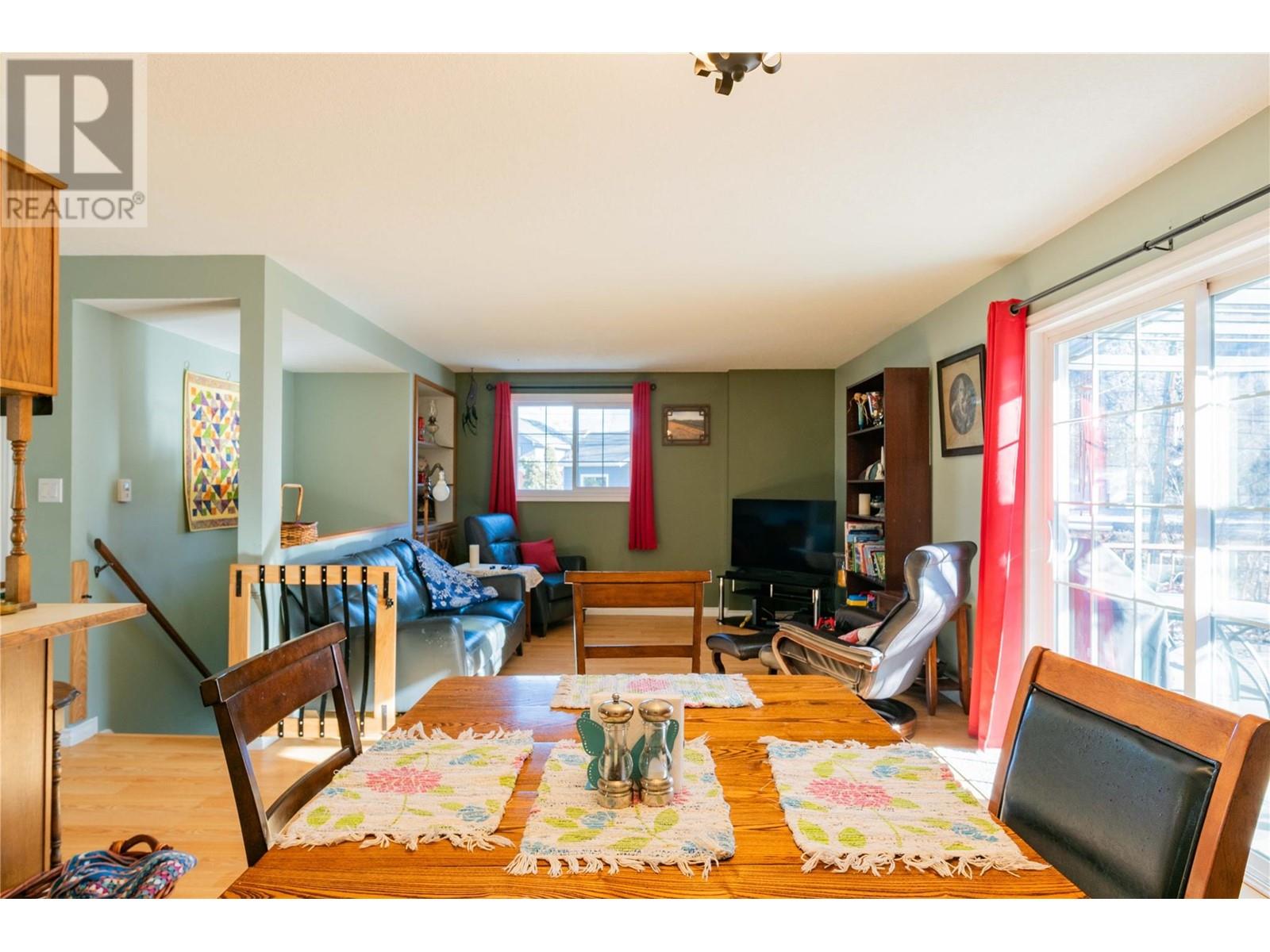 2296 Eighth Avenue, Trail, British Columbia  V1R 3E3 - Photo 4 - 10337765