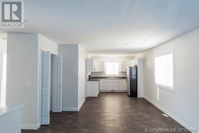 9531 113 Avenue, Clairmont, Alberta  T8X 5C5 - Photo 8 - A2201094