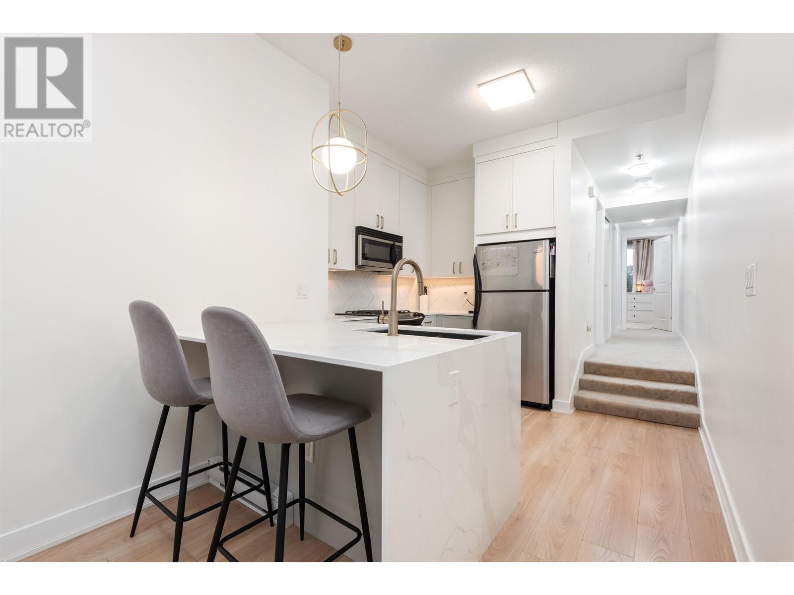 589 W 7th Avenue, Vancouver, British Columbia  V5Z 1B4 - Photo 8 - R2975937