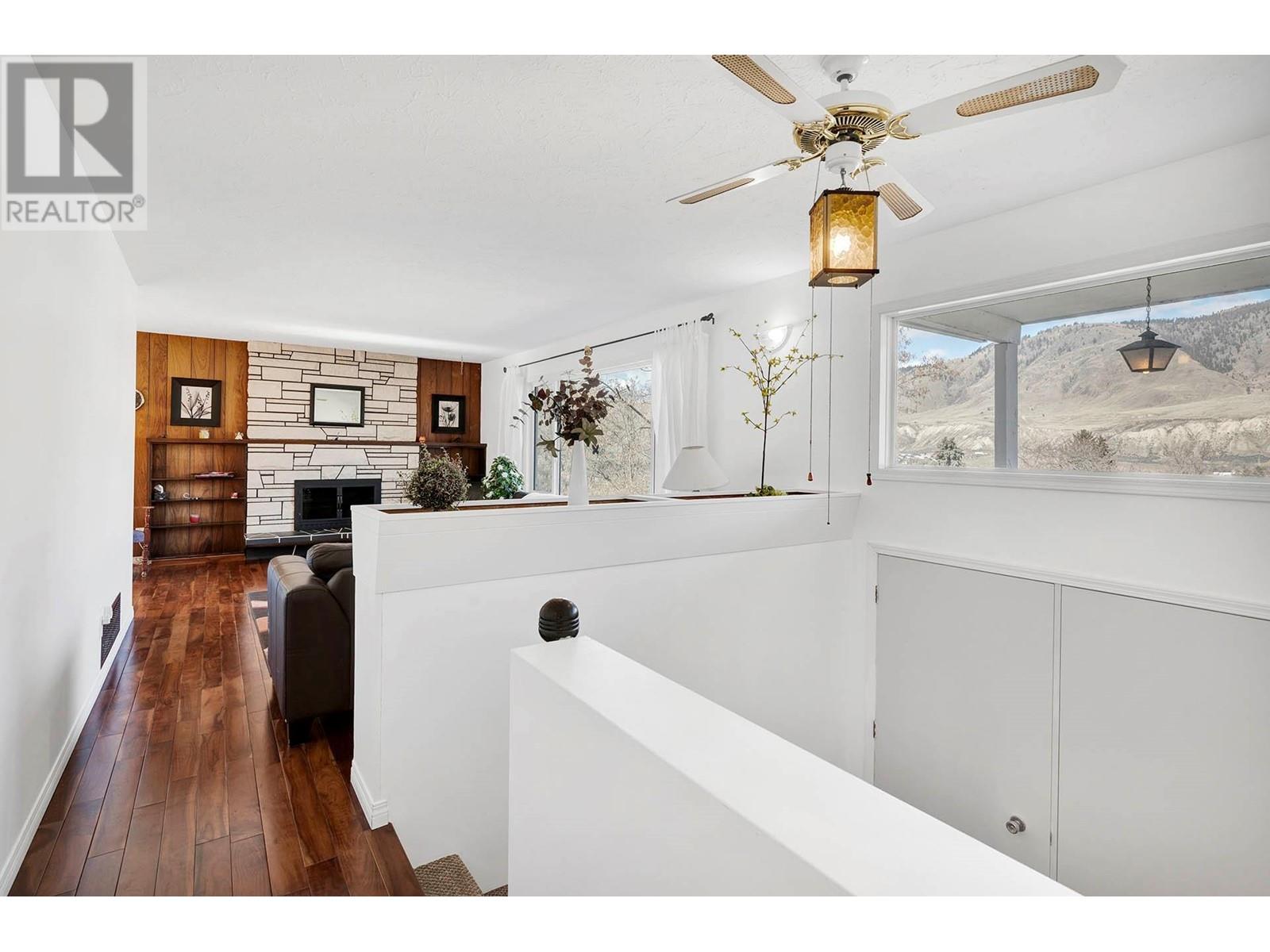 Property at 286 McKay Place image 5