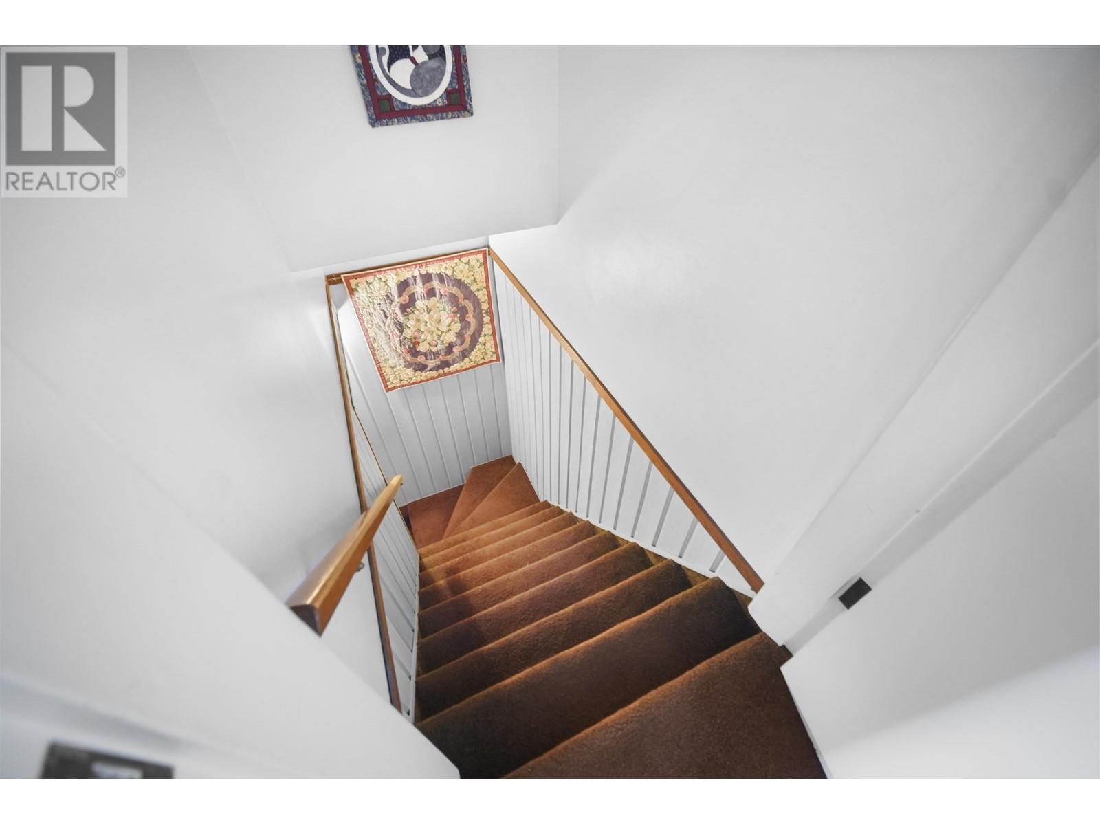 Listing Picture 21 of 34 : 40 SEA AVENUE, Burnaby / 本拿比 - 魯藝地產 Yvonne Lu Group - MLS Medallion Club Member