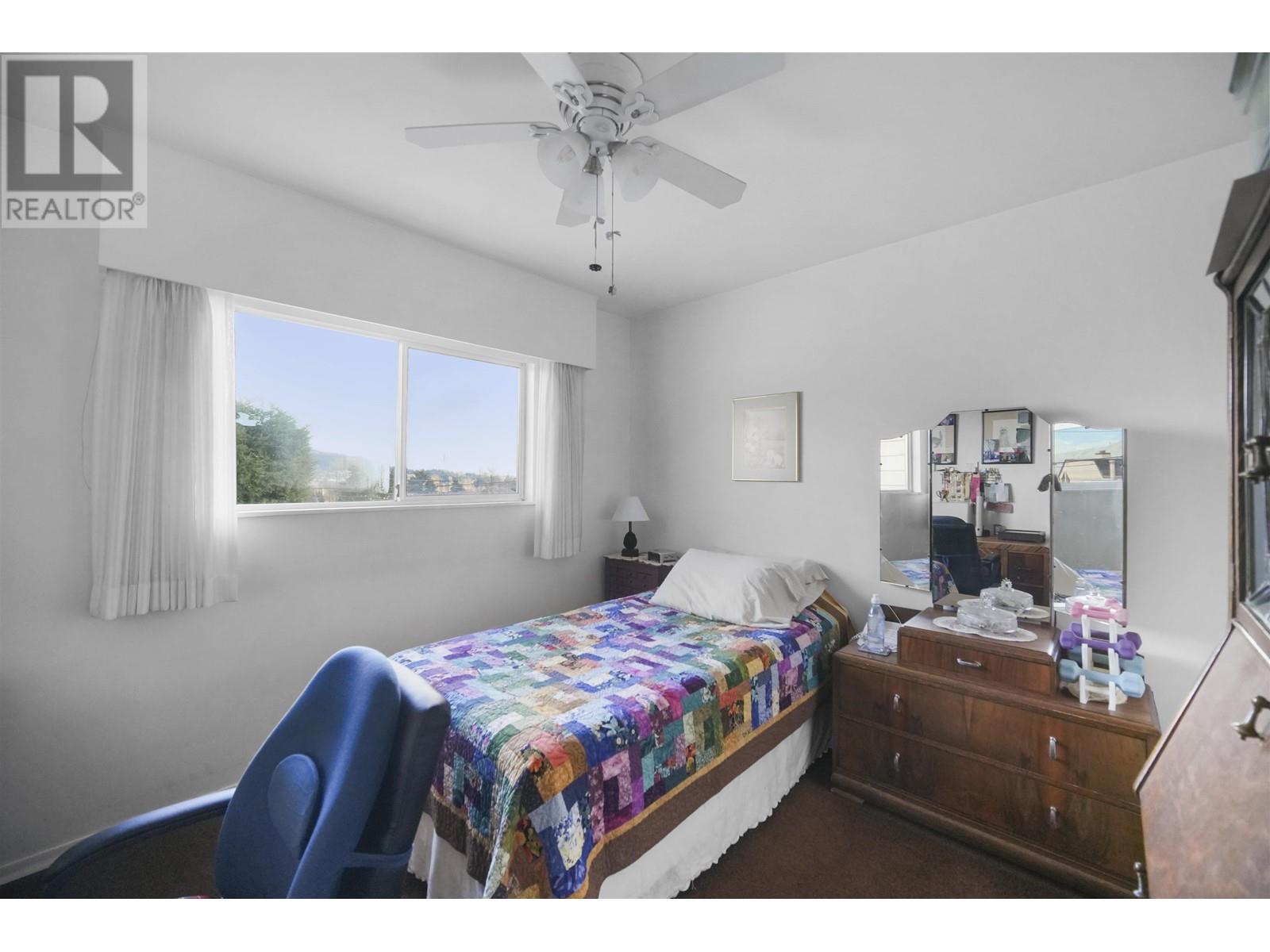 Listing Picture 19 of 34 : 40 SEA AVENUE, Burnaby / 本拿比 - 魯藝地產 Yvonne Lu Group - MLS Medallion Club Member