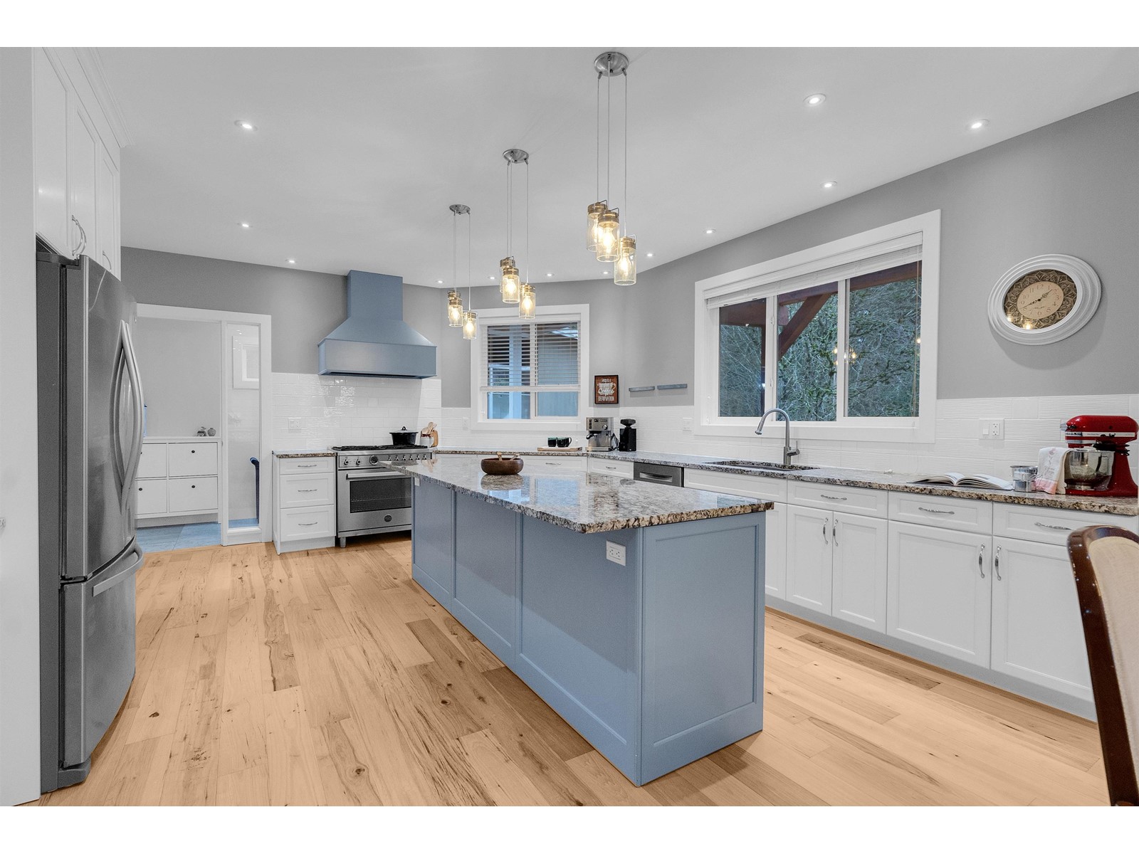Property at 10953 RIVER ROAD image 3