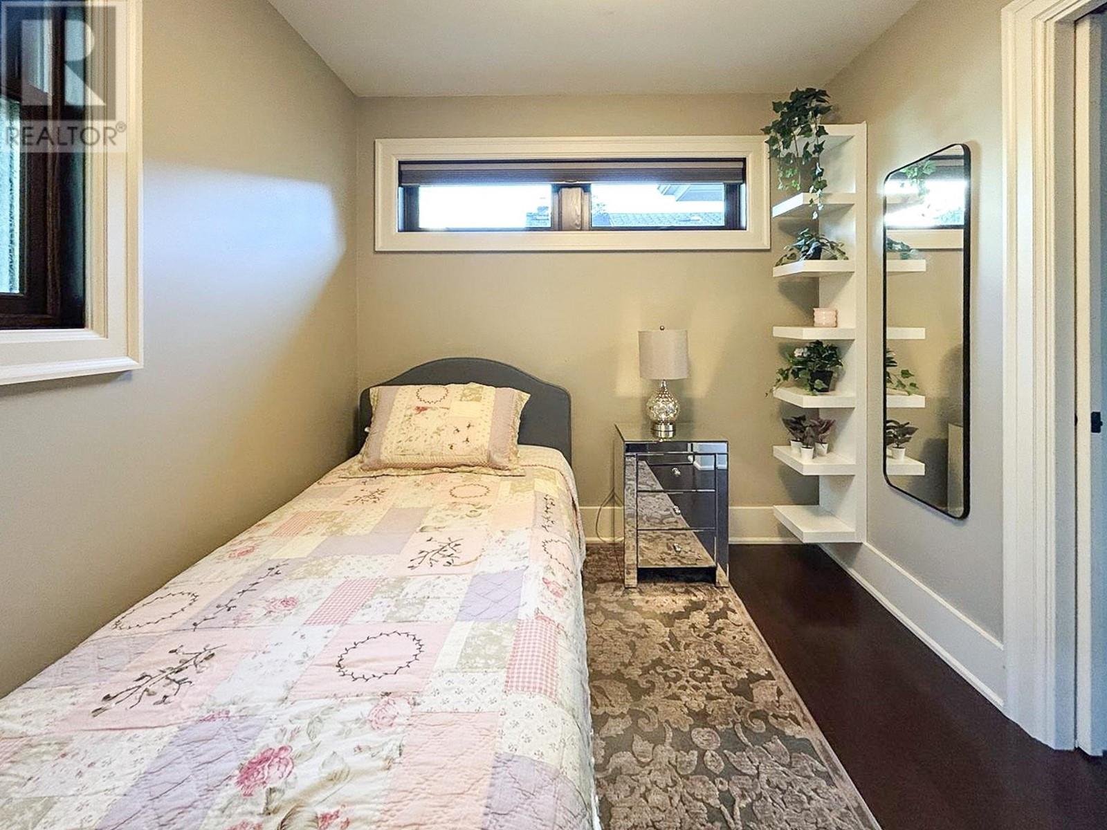 Listing Picture 11 of 40 : 4671 W 13TH AVENUE, Vancouver / 溫哥華 - 魯藝地產 Yvonne Lu Group - MLS Medallion Club Member