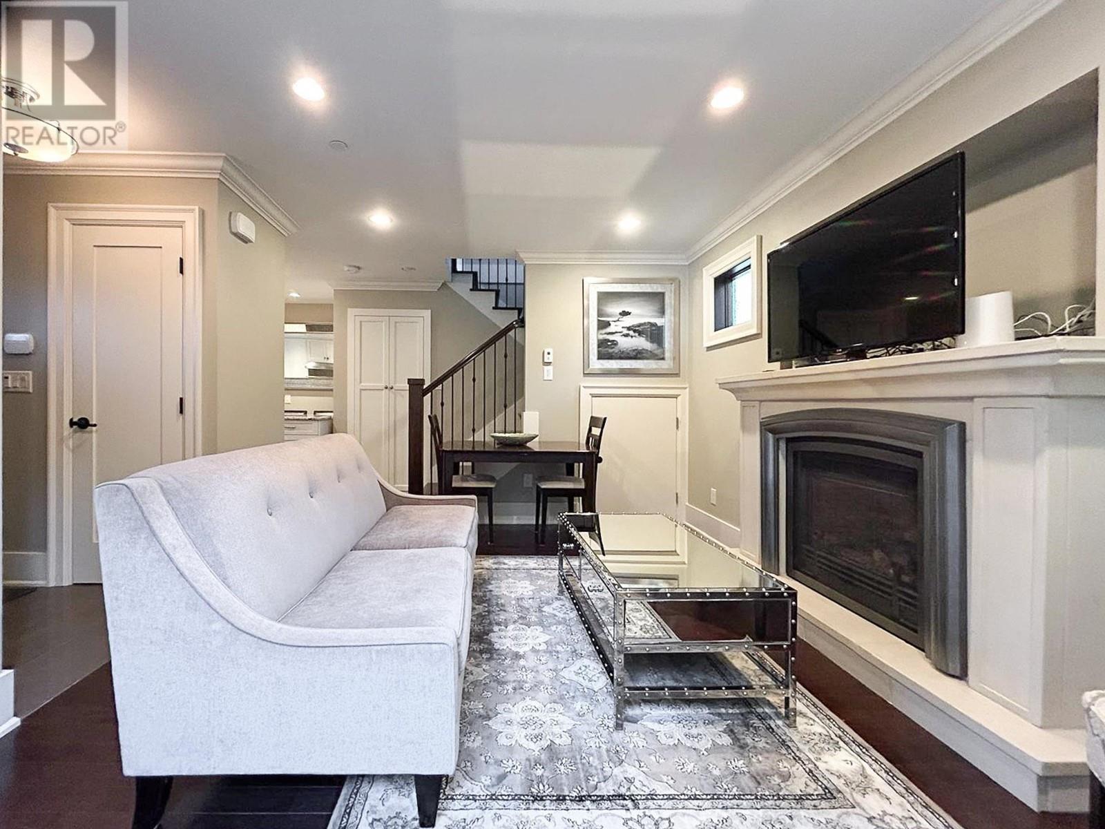 4671 W 13TH AVENUE, Vancouver