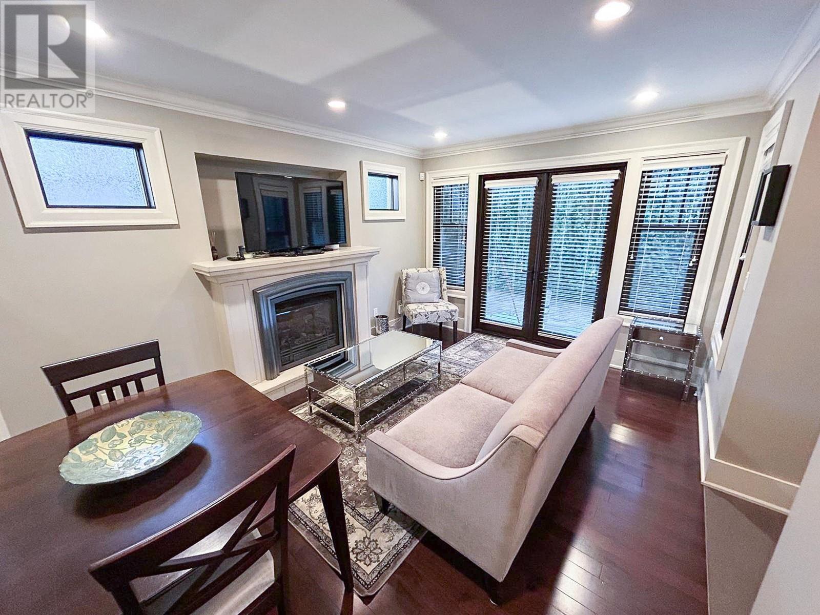 Listing Picture 4 of 40 : 4671 W 13TH AVENUE, Vancouver / 溫哥華 - 魯藝地產 Yvonne Lu Group - MLS Medallion Club Member