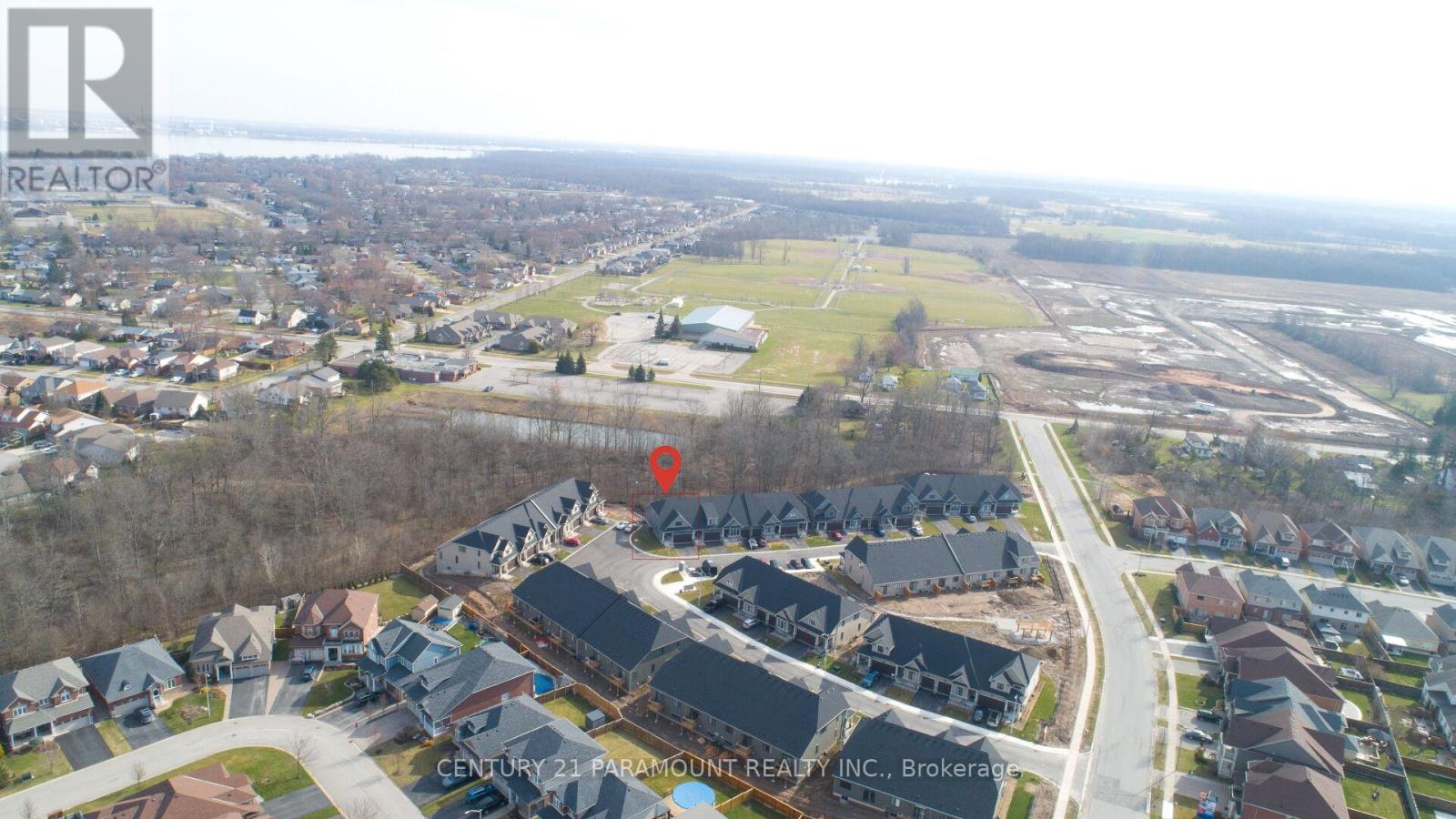 38 - 4311 Mann Street E, Niagara Falls, Ontario  L2G 3K2 - Photo 4 - X12011537