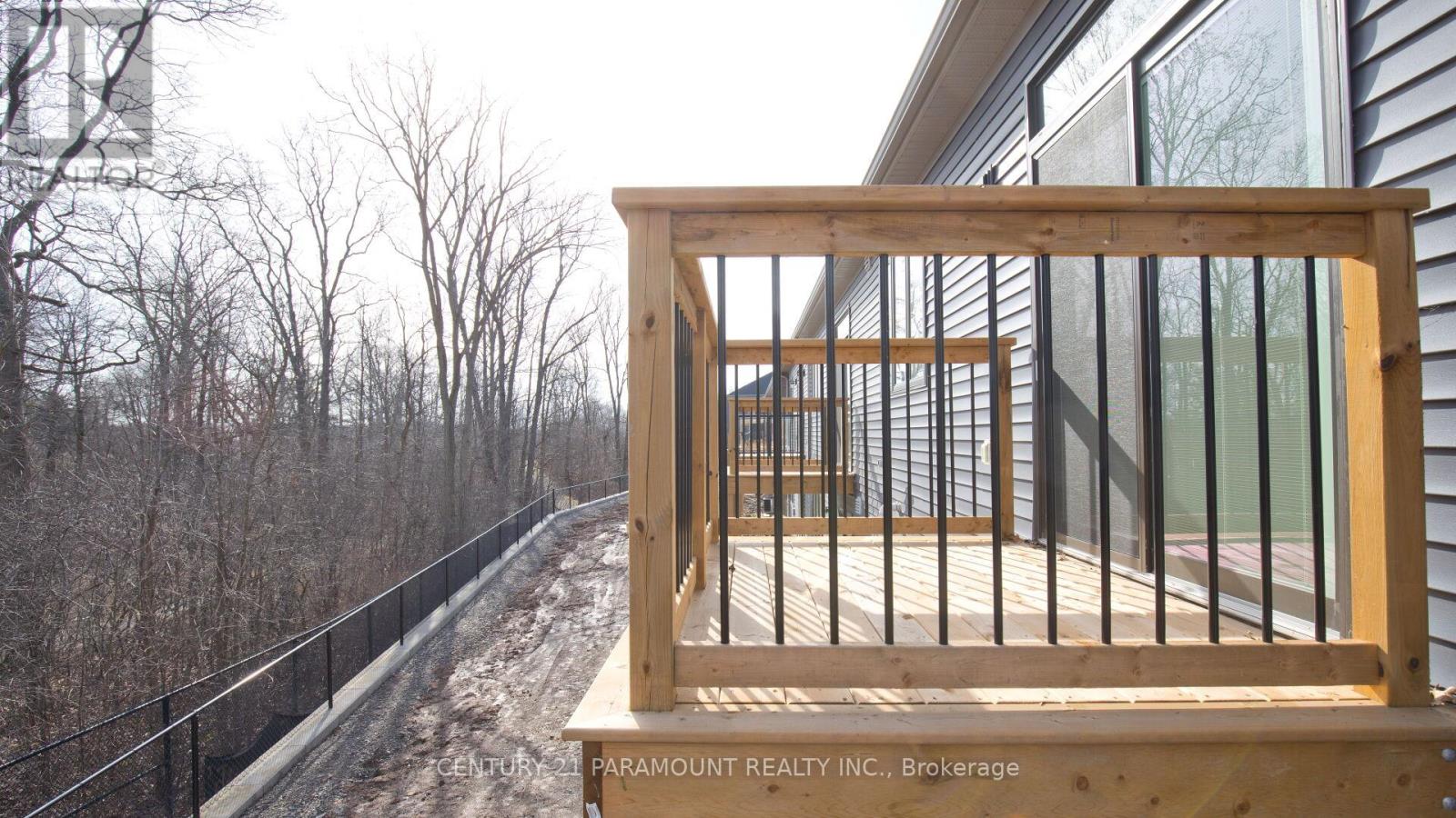 38 - 4311 Mann Street E, Niagara Falls, Ontario  L2G 3K2 - Photo 47 - X12011537