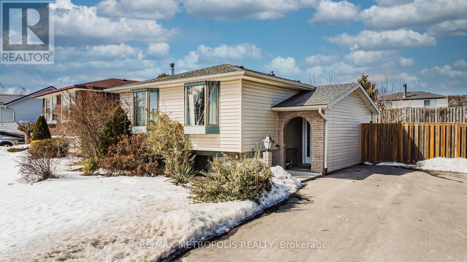Property at 280 CRANBROOK DRIVE image 1