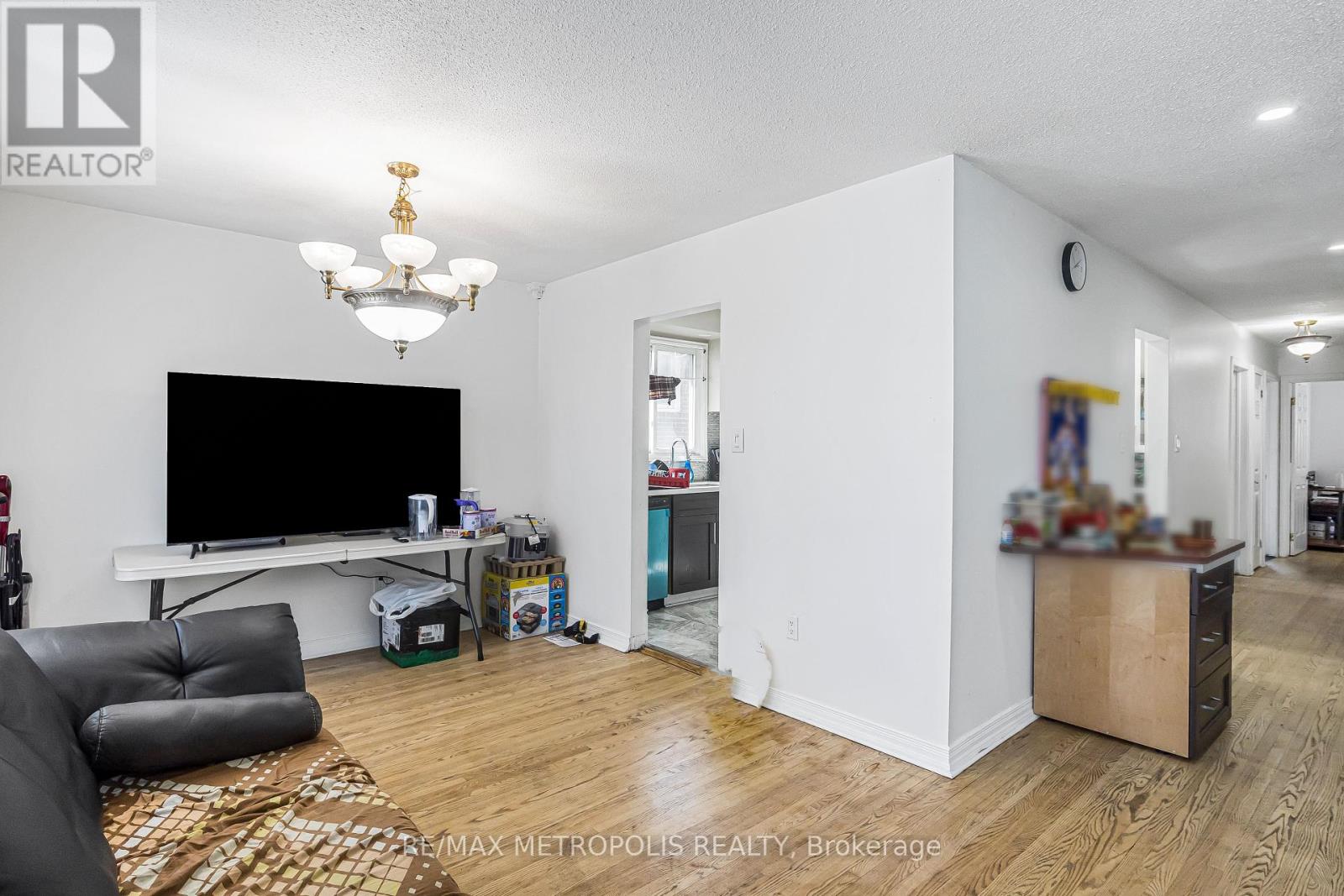 280 Cranbrook Drive, Hamilton, Ontario  L9C 4T3 - Photo 25 - X12011544
