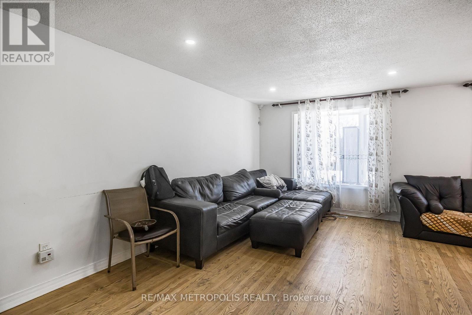 280 Cranbrook Drive, Hamilton, Ontario  L9C 4T3 - Photo 26 - X12011544