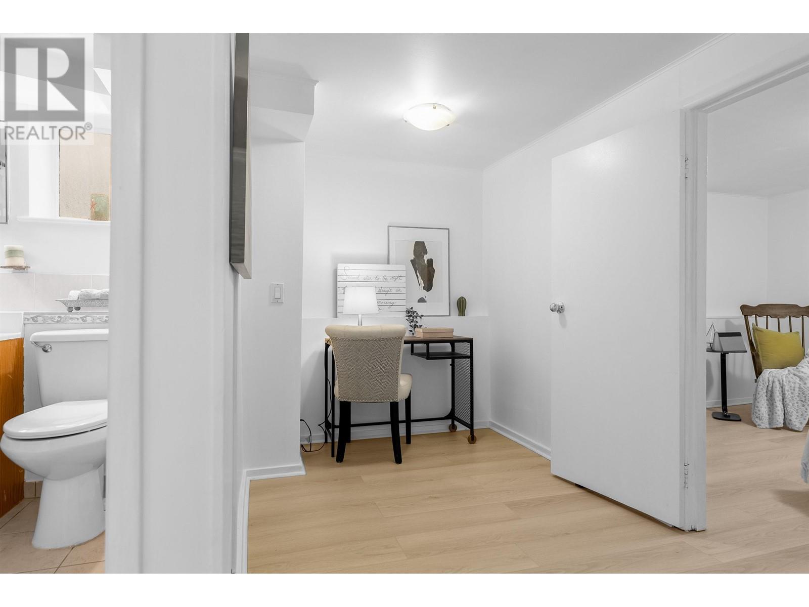 Listing Picture 24 of 29 : 3443 W 2ND AVENUE, Vancouver / 溫哥華 - 魯藝地產 Yvonne Lu Group - MLS Medallion Club Member