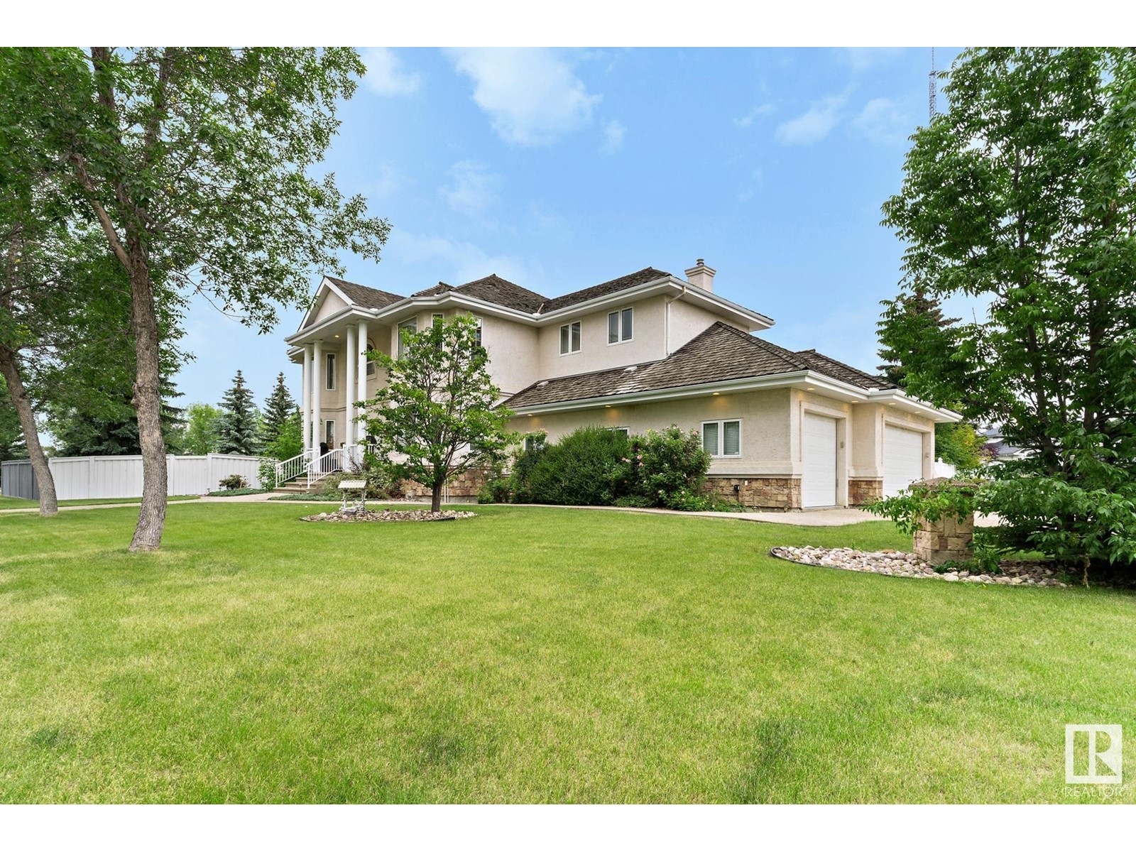 285 ESTATE DR, Sherwood Park, Alberta