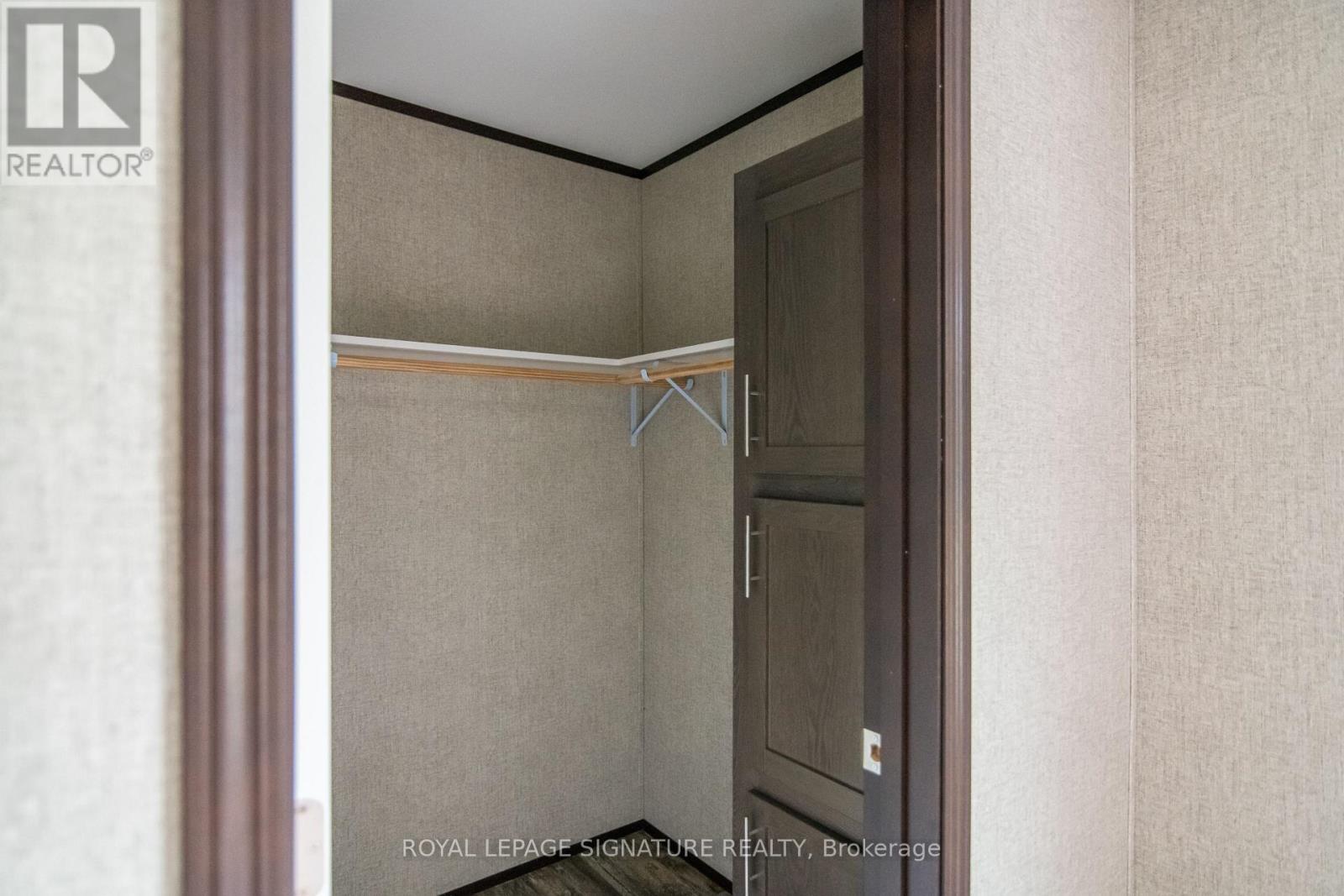 126 Regency Drive, Chatham-Kent (Chatham), Ontario  N7L 4E4 - Photo 14 - X12011558