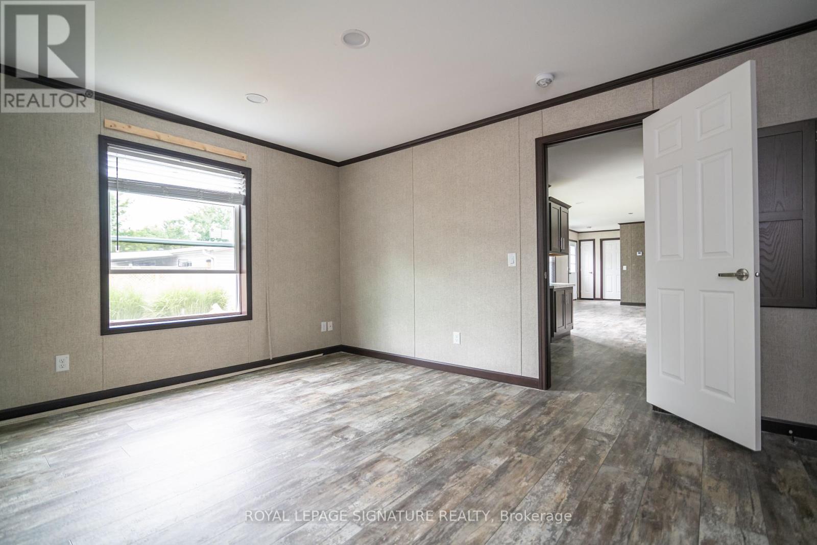 126 Regency Drive, Chatham-Kent (Chatham), Ontario  N7L 4E4 - Photo 15 - X12011558