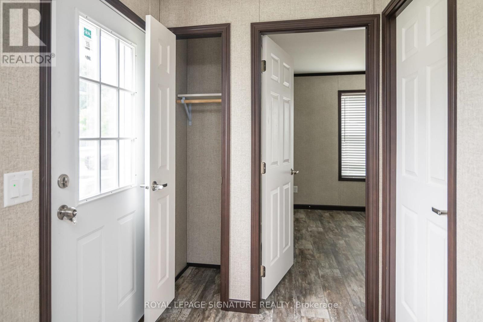 126 Regency Drive, Chatham-Kent (Chatham), Ontario  N7L 4E4 - Photo 32 - X12011558