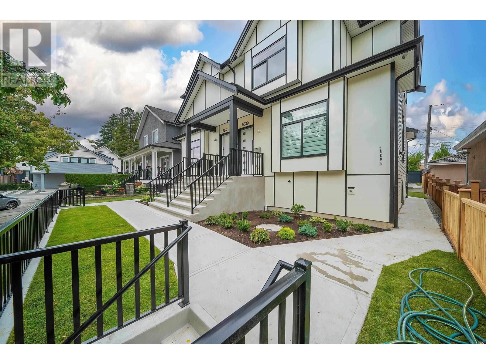 5531 Slocan Street, Vancouver, British Columbia  V5R 2A9 - Photo 3 - R2975967